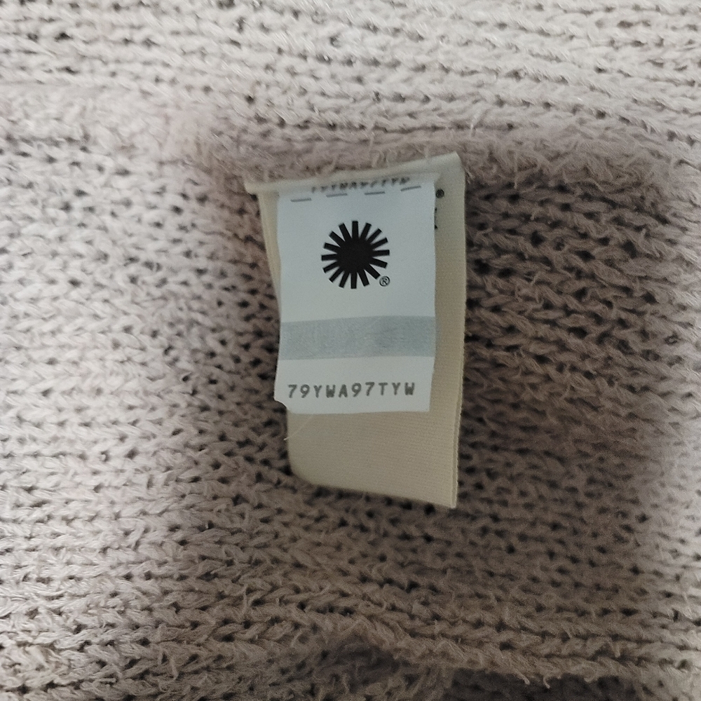 Ugg Kennedy Poncho Cardigan Sweater - Picture 8 of 10